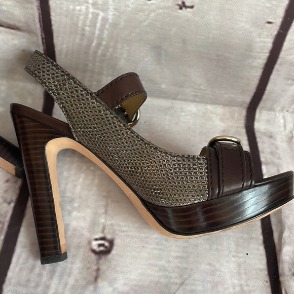 Coach buckle leather heels in size 7.5 - Picture 13 of 16